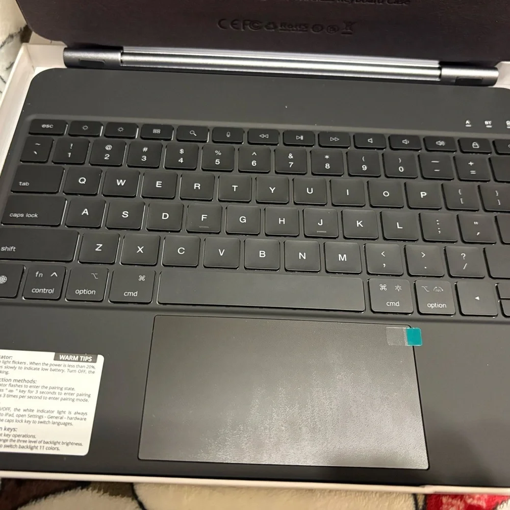 Tablet Keyboard Case - Black Magnetic Folio with Built-in Trackpad iPad Air 13”